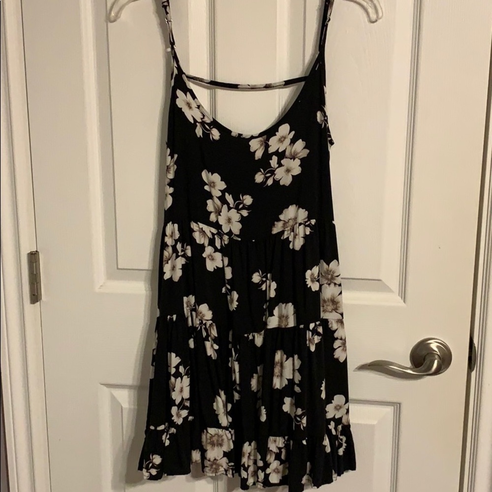 Brandy Melville floral dress